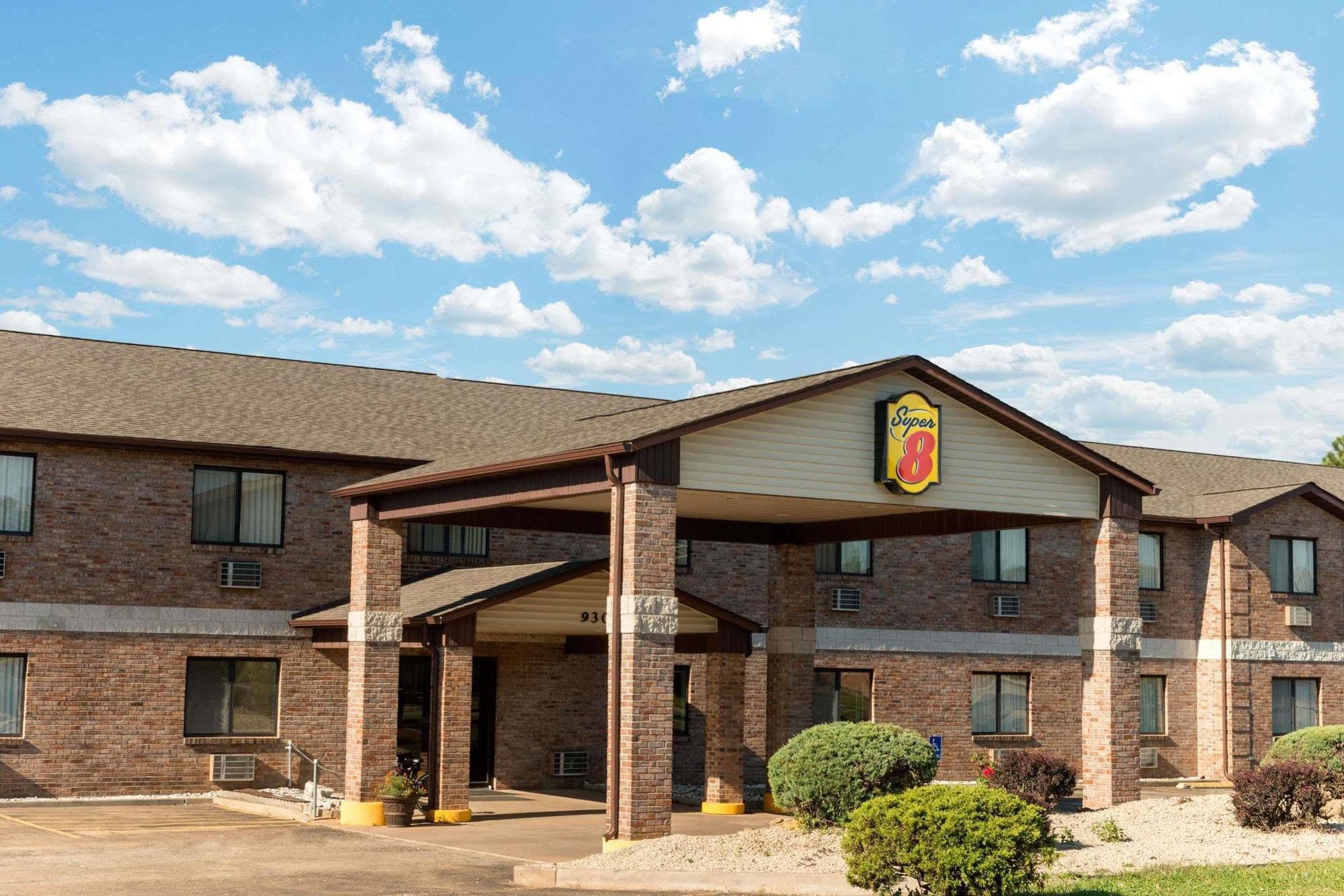 Super 8 By Wyndham Farmington Otel Dış mekan fotoğraf